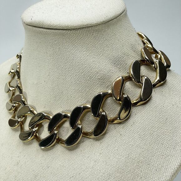 Gold Tone Chunky Large Curb Chain Link Necklace Toggle Clasp Boho Classic - Picture 3 of 8